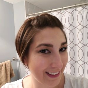 Meet your Posher, Vicki